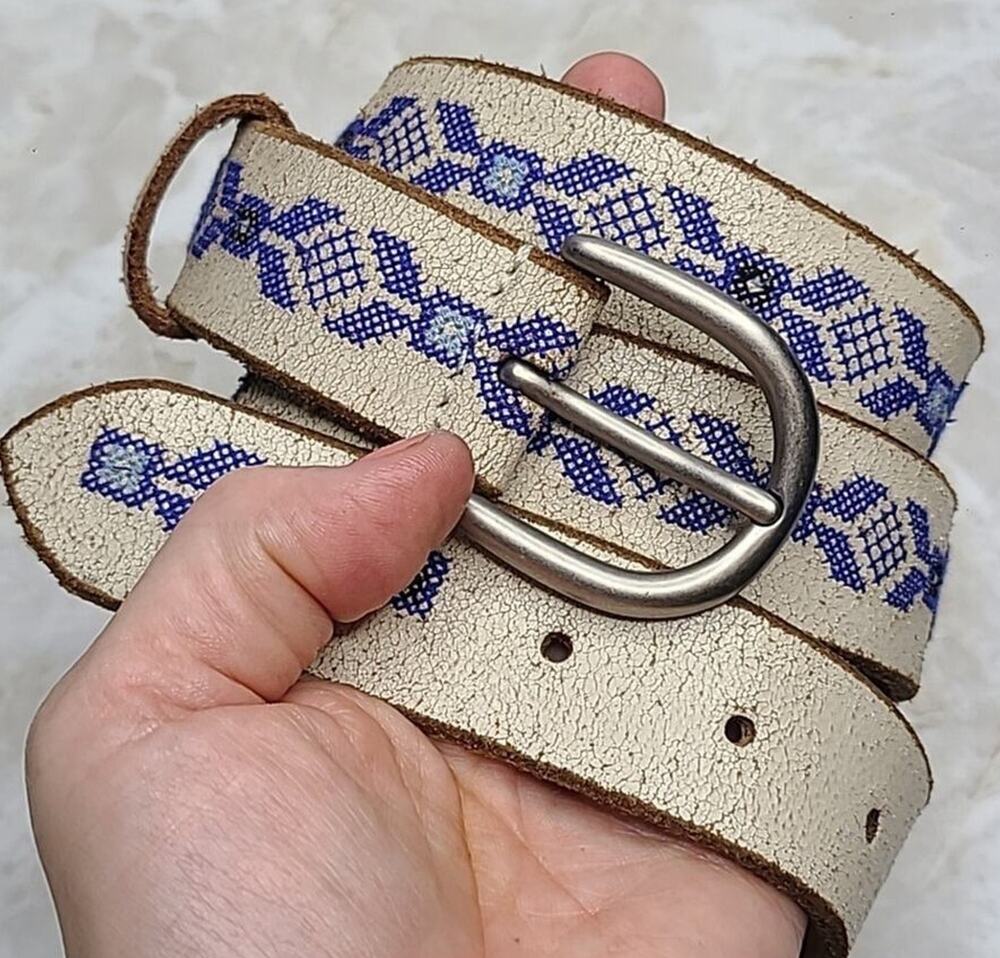 American Eagle Y2K Boho Distressed Leather Belt w/ Blue Cross Stitch Design